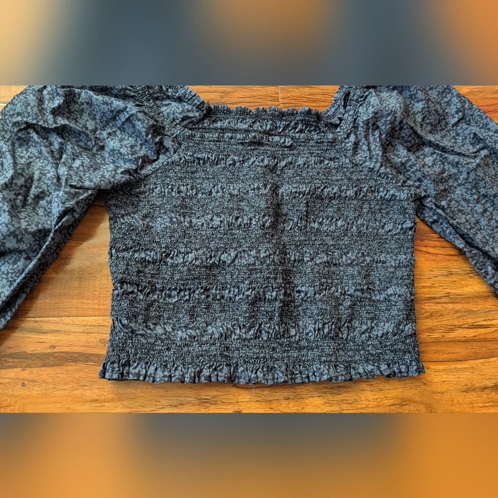 Blue Smocked Puff Sleeve Blouse - Picture 4 of 8